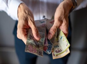 50 mil pesos chilenos a pesos colombianos