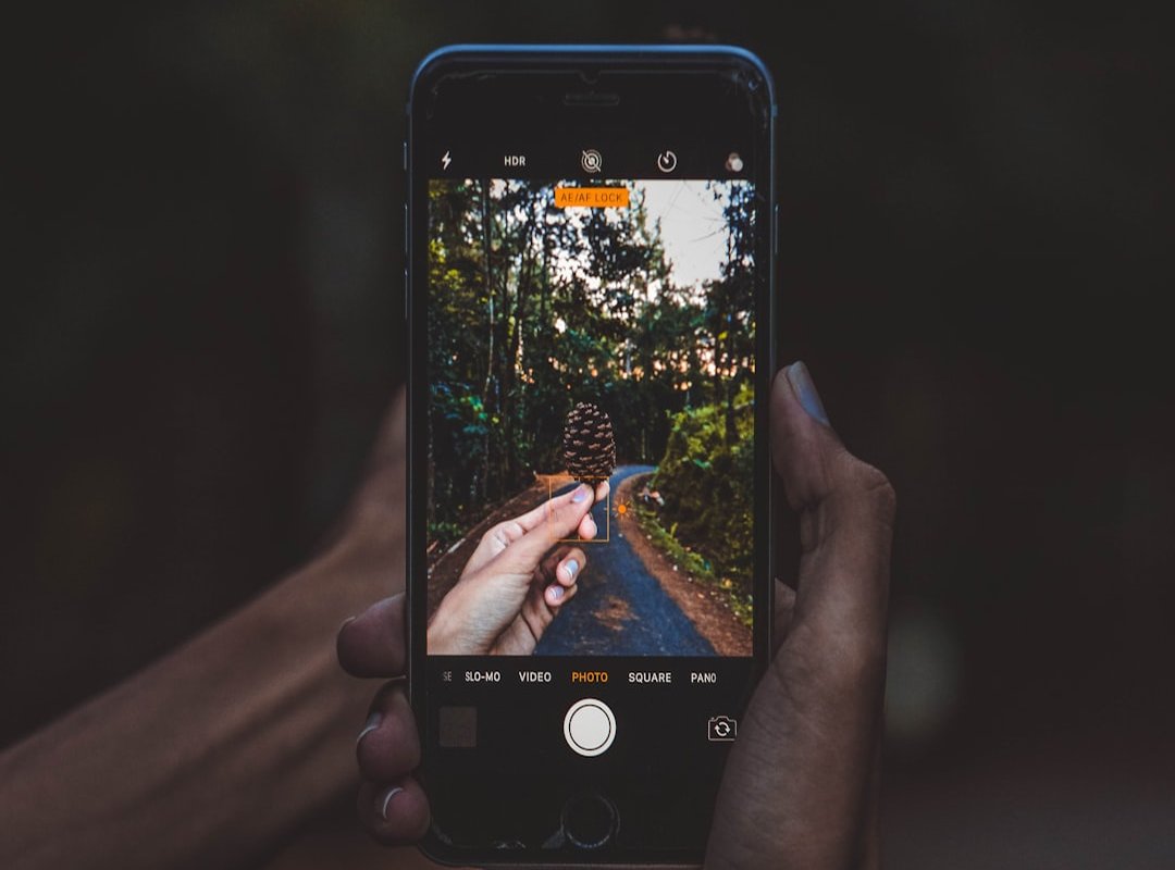 The Best Mobile Apps for Finding & Editing Your Next DP