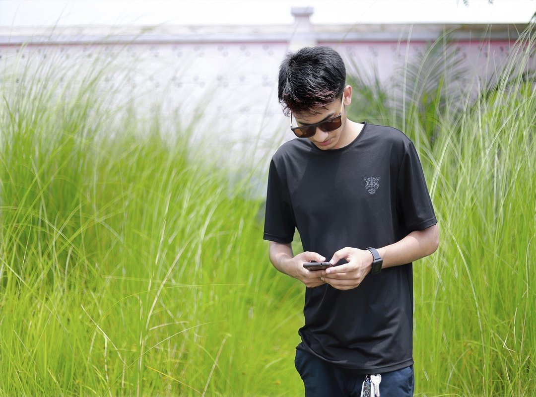 Downloading and Using Jere Klein PNG Images